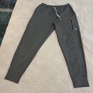 Vuori Sunday Performance Jogger Mens Medium Charcoal Heather